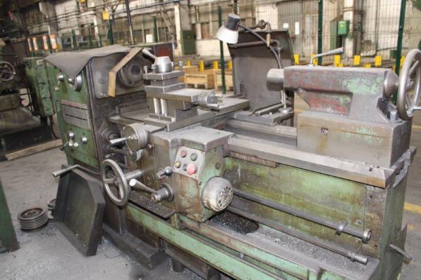 Продается токарный станок СU-582